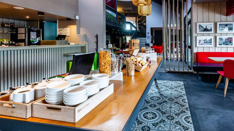 Ibis Tinqueux · Hôtel 3 étoiles Reims · petit déjeuner