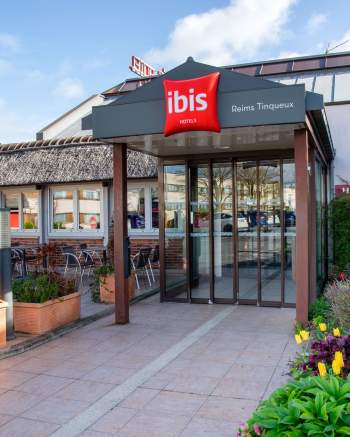 Ibis Tinqueux · Hôtel 3 étoiles Reims · extérieur