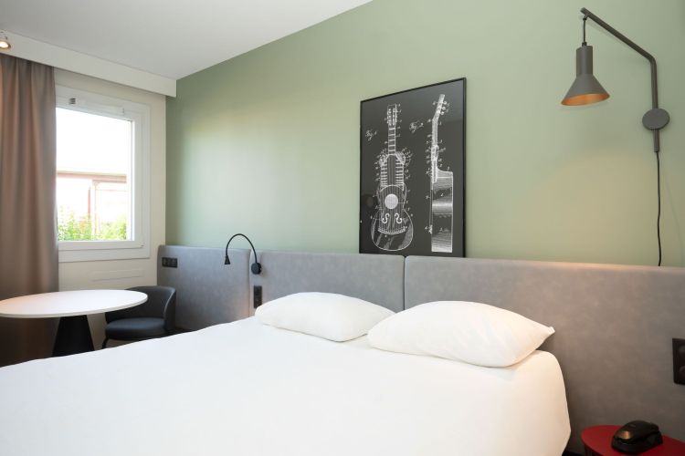 Ibis Tinqueux · Hôtel 3 étoiles Reims · chambres